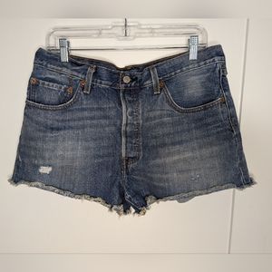Levi's 501 jean shorts - buttonfly